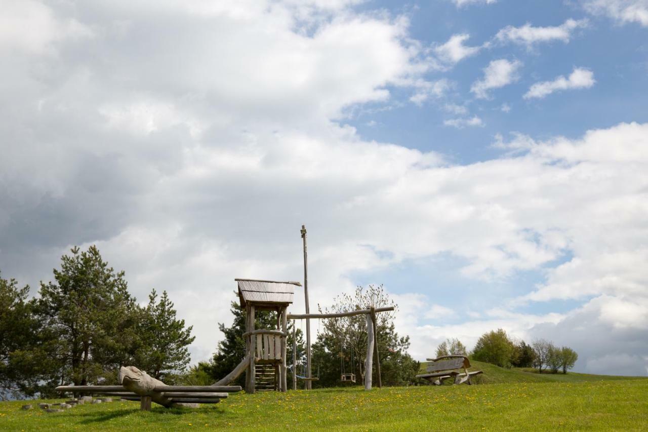Holiday Home Virida, App Leopold III Ivancna Gorica Eksteriør billede